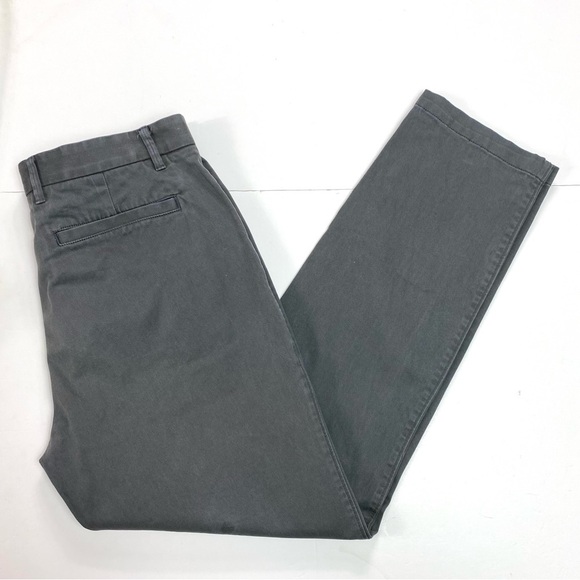 EVERLANE Slim Fit Chino Pants in Gray - Picture 7 of 8